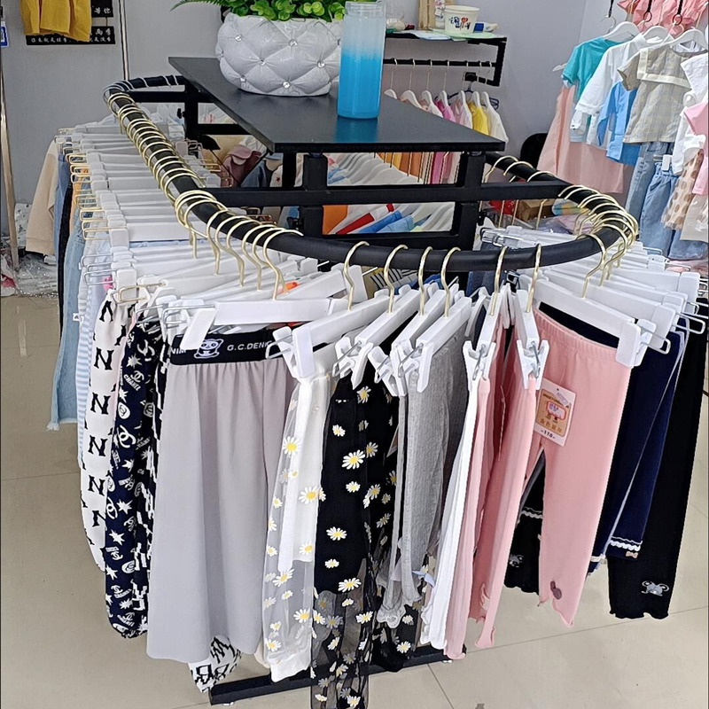 Furniture Hardware Stores - Expositor de Ropa Ovalado de Hierro